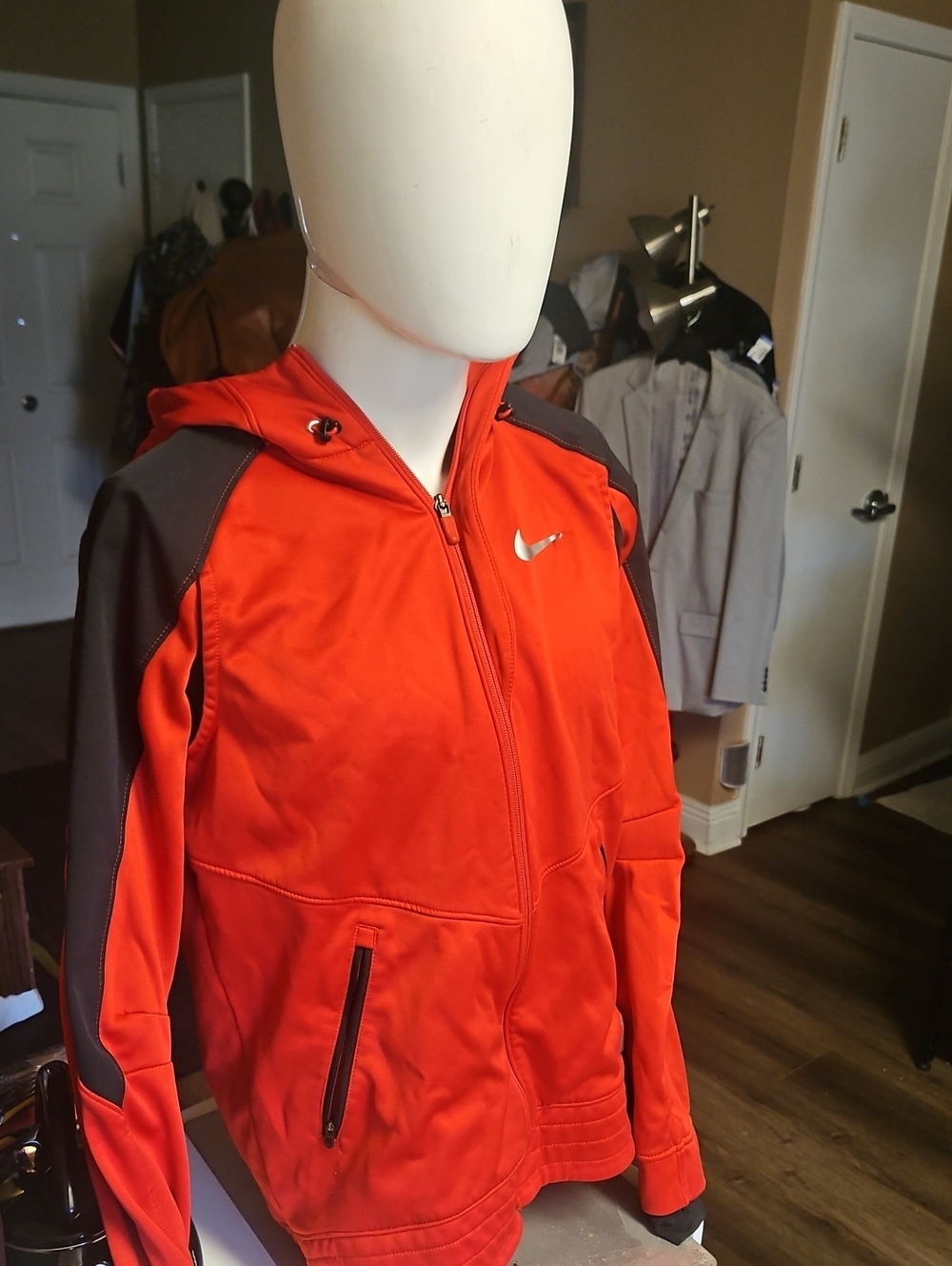 Nike Therma-FIT Red Black Full Zip Hooded Jacket Men’s Medium M